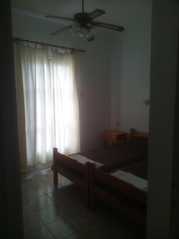 Karagiozos Studios & Apartments Skopelos Town Ngoại thất bức ảnh
